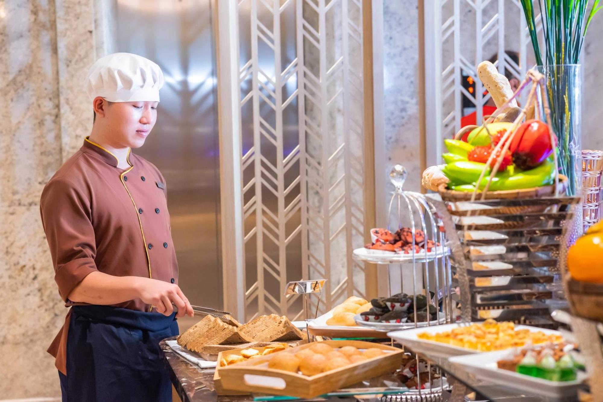 Canvas Danang Beach Hotel Екстер'єр фото