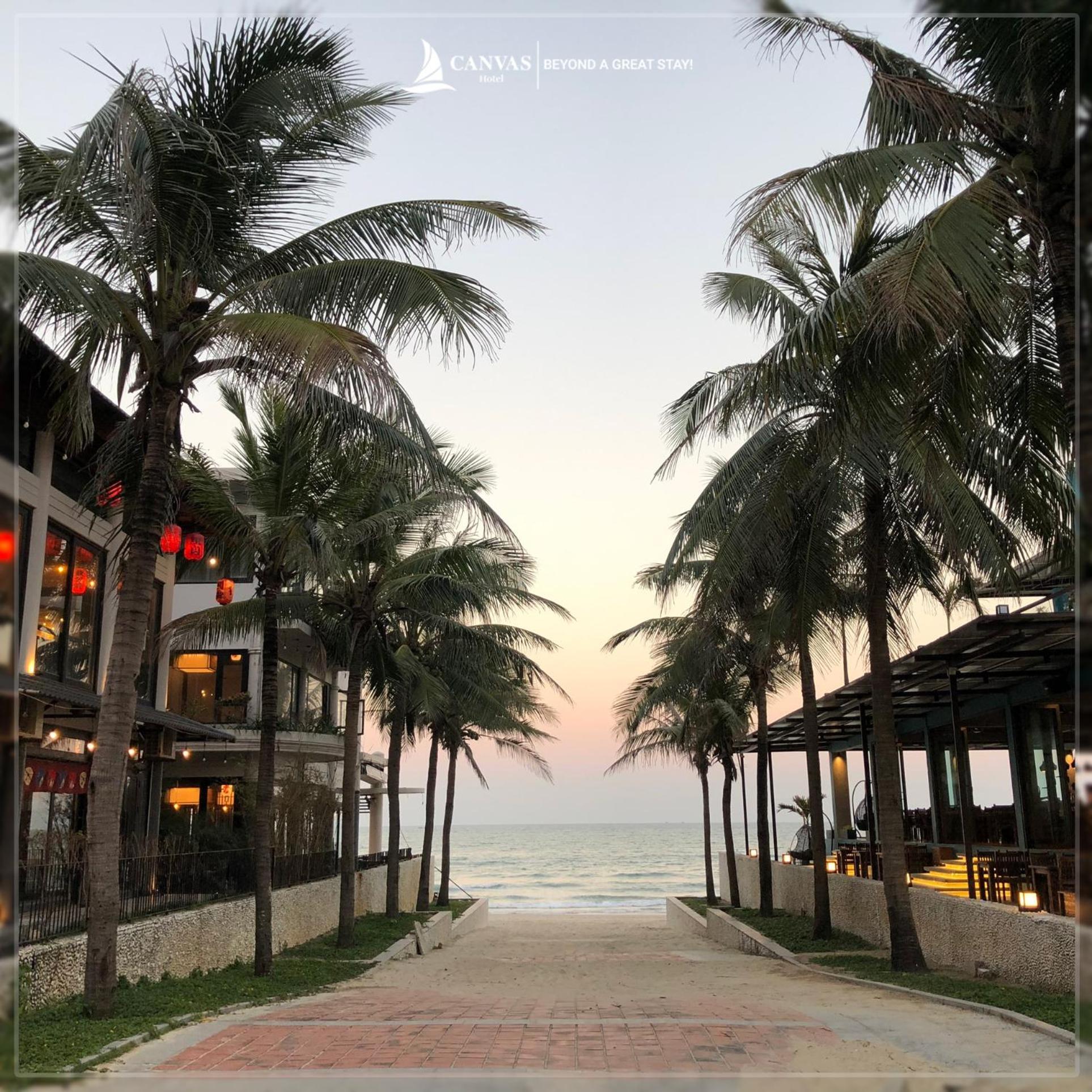 Canvas Danang Beach Hotel Екстер'єр фото