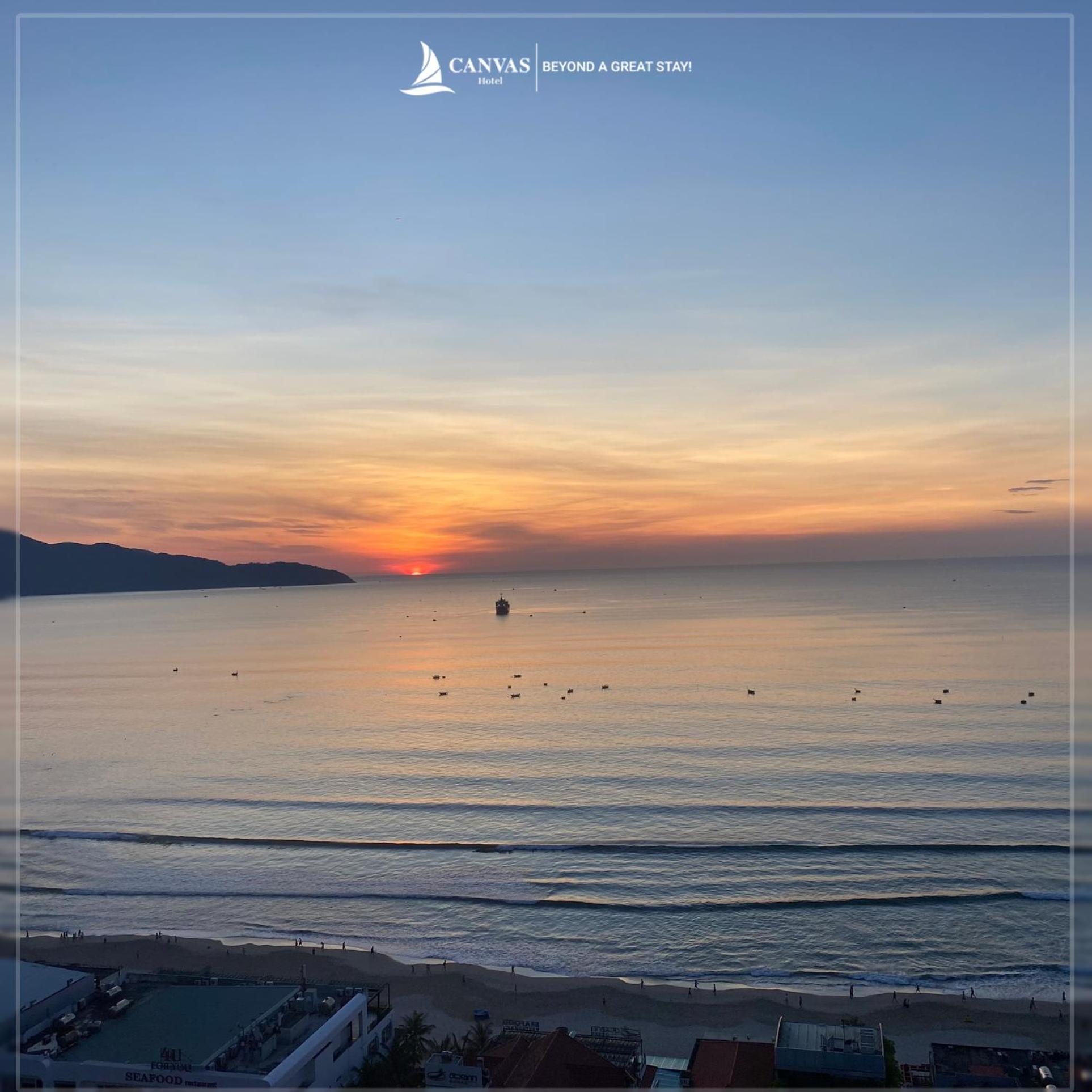 Canvas Danang Beach Hotel Екстер'єр фото
