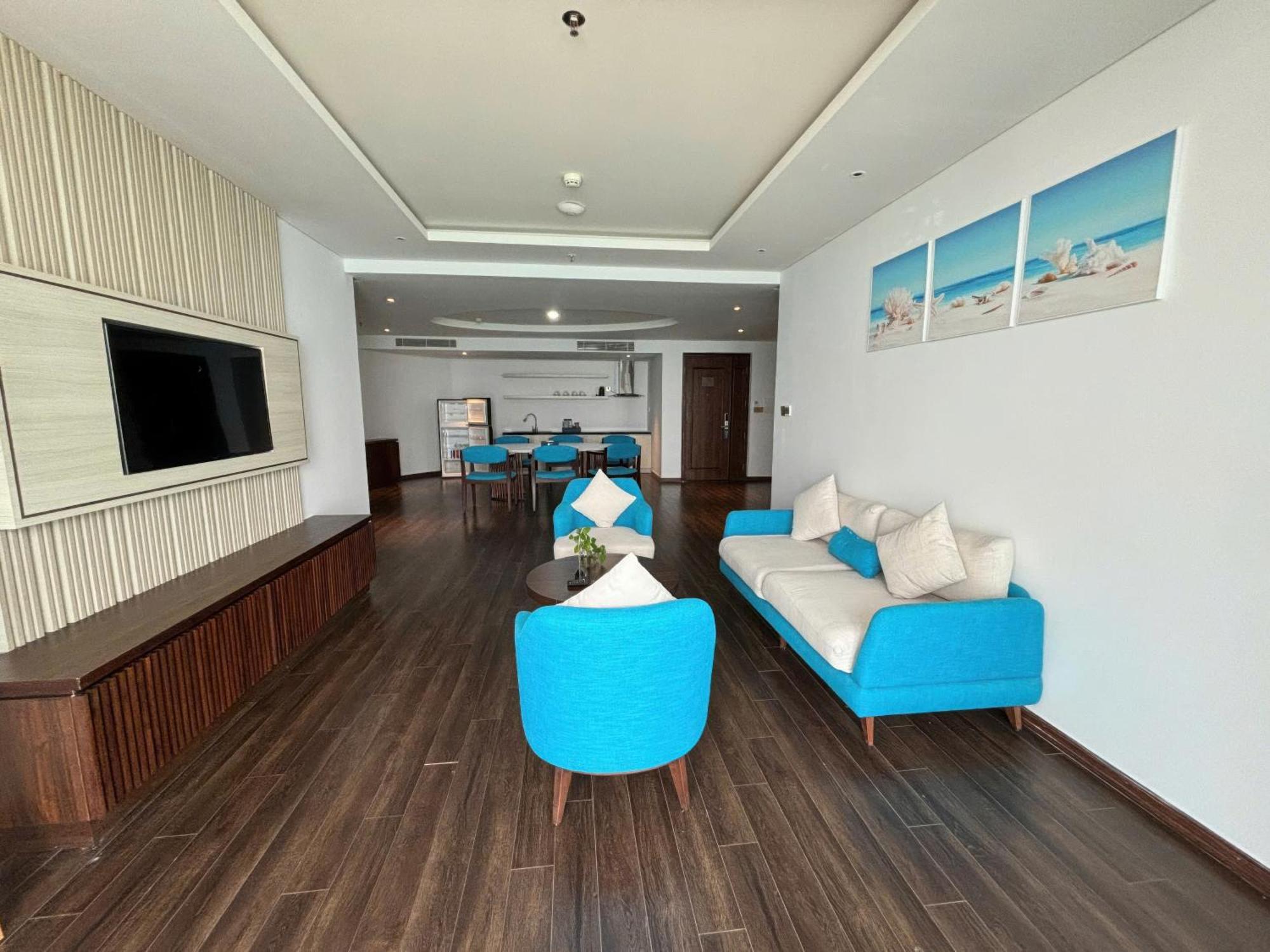 Canvas Danang Beach Hotel Екстер'єр фото