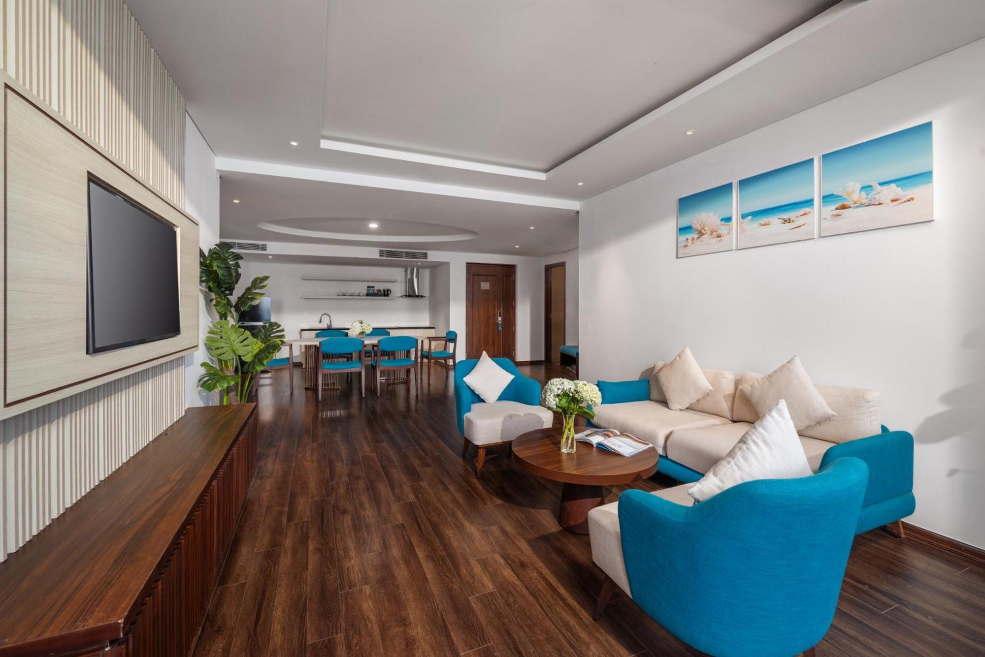 Canvas Danang Beach Hotel Екстер'єр фото
