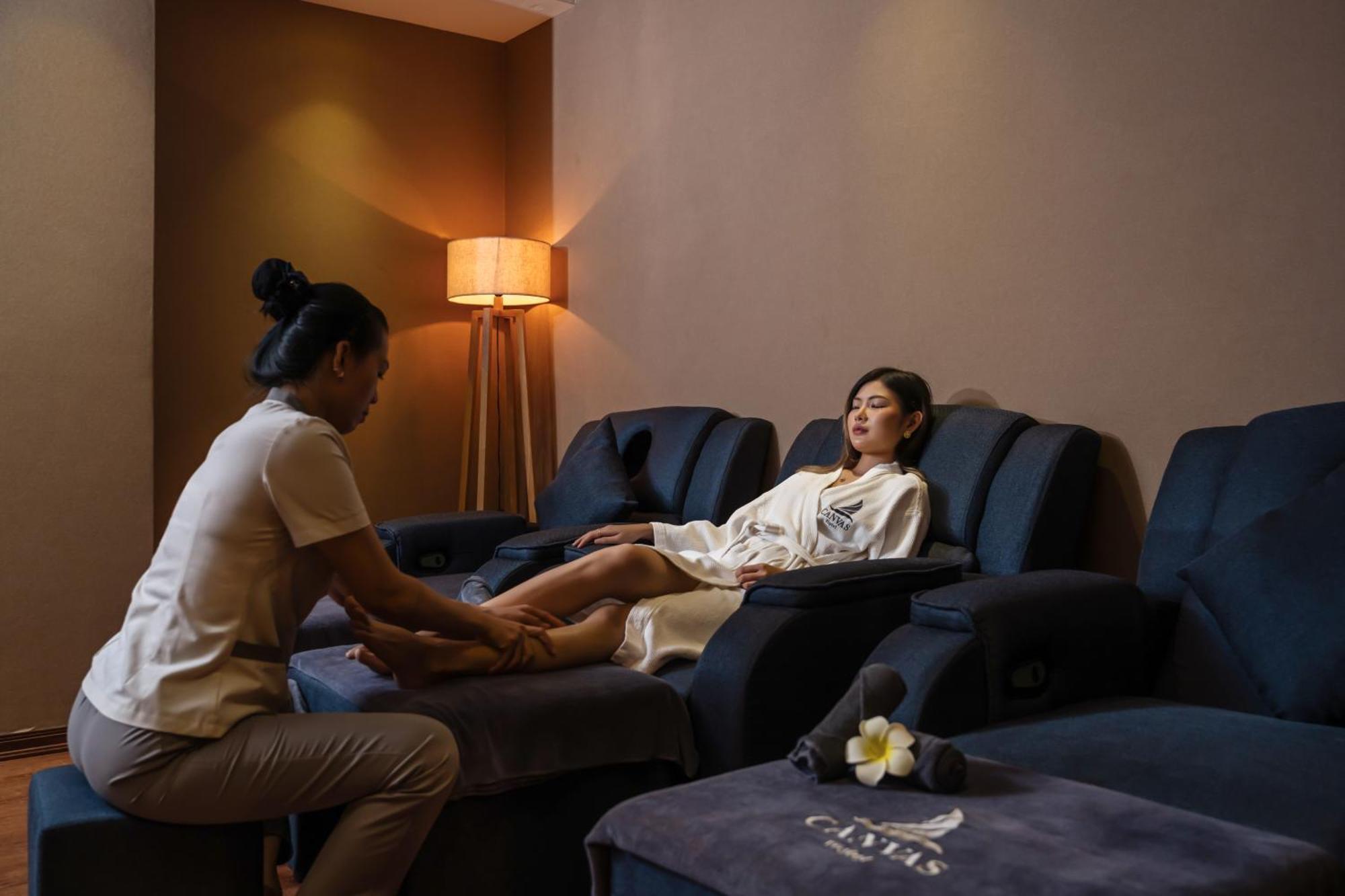 Canvas Danang Beach Hotel Екстер'єр фото